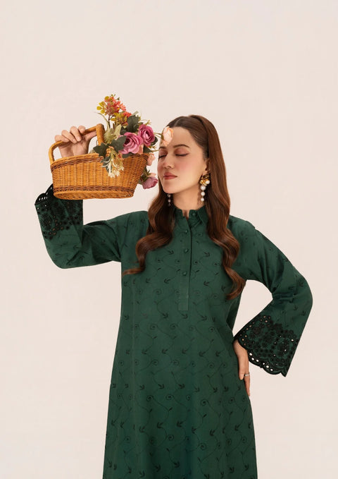YoloPret - 2pc Schiffli Embroidered Cambric Bottle Green Set Rozana