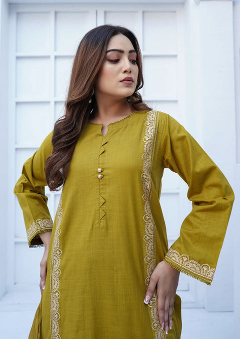 YoloPret - Stitched 3Pc Tilla Embroidered Intermix Lawn with Embroidered Border Chiffon Dupatta JASHAN-S25-0030