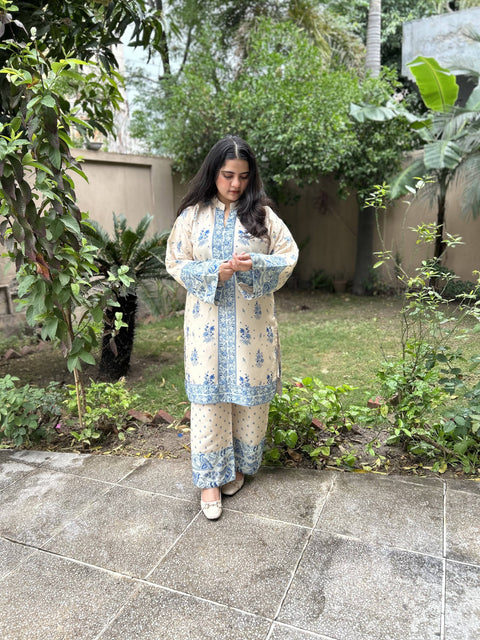 Meerak - 2 PC Yuna Pret Pakistani Dress