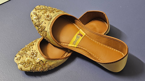 Golden Embroidered khussa 10