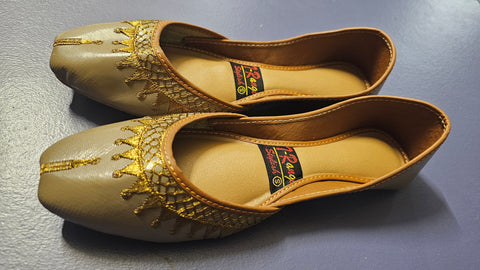 Brownish Grey Embroidered khussa 10